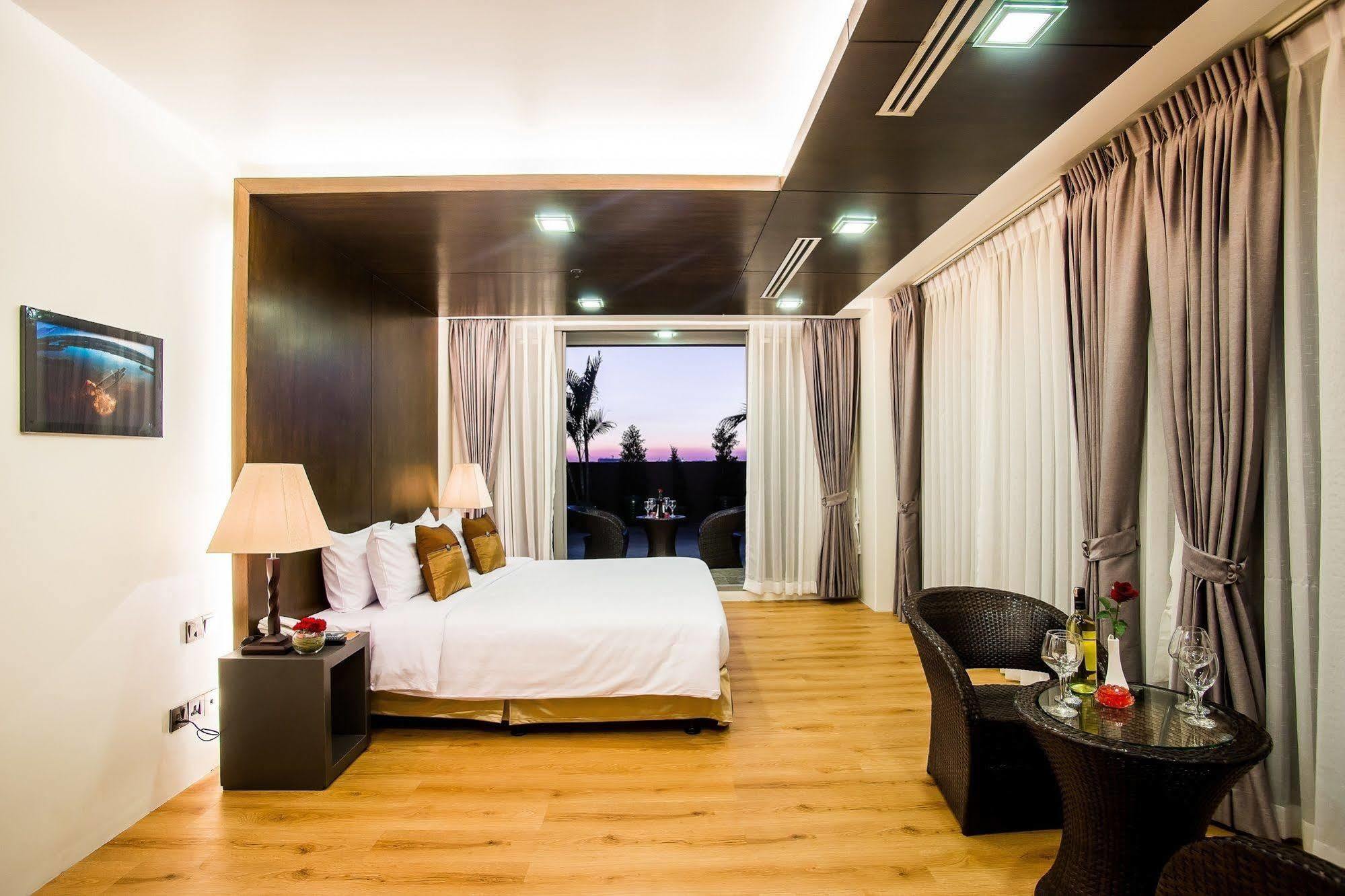 Tryp By Wyndham Yangon Hotel Eksteriør billede
